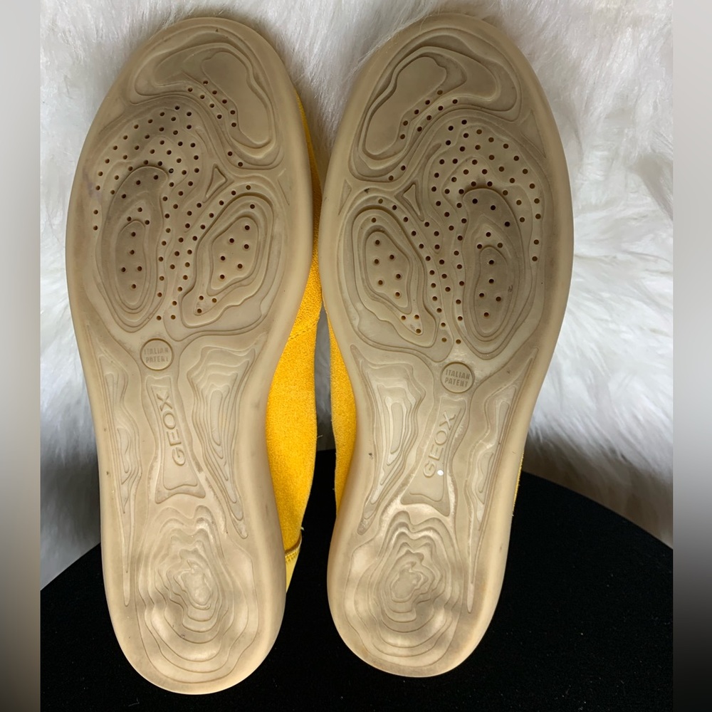 Woman’s size 38/US 7Geox Respira two town yellow  tie-up breathable footwear - Picture 8 of 8
